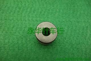 P9-E137 ME25A0833