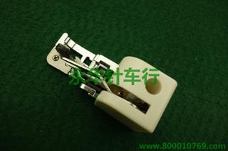 家用缝纫机切刀锁边压脚